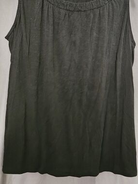 Women's Black Sleeveless Tank Top